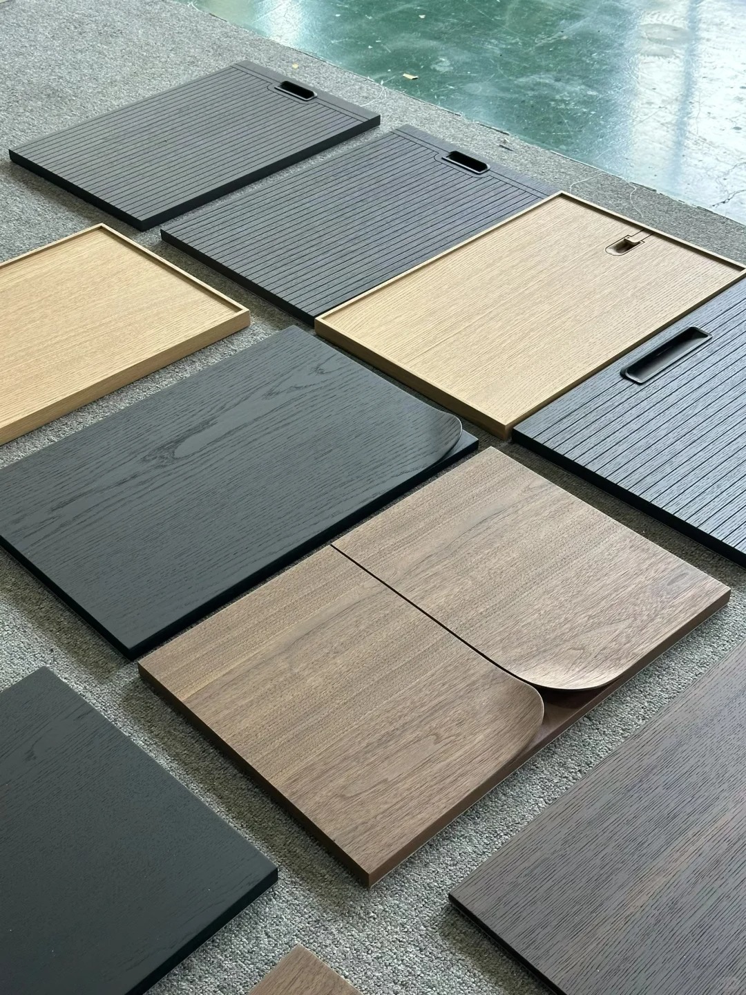 Wood veneer kitchen cabinets with natural wood appearance